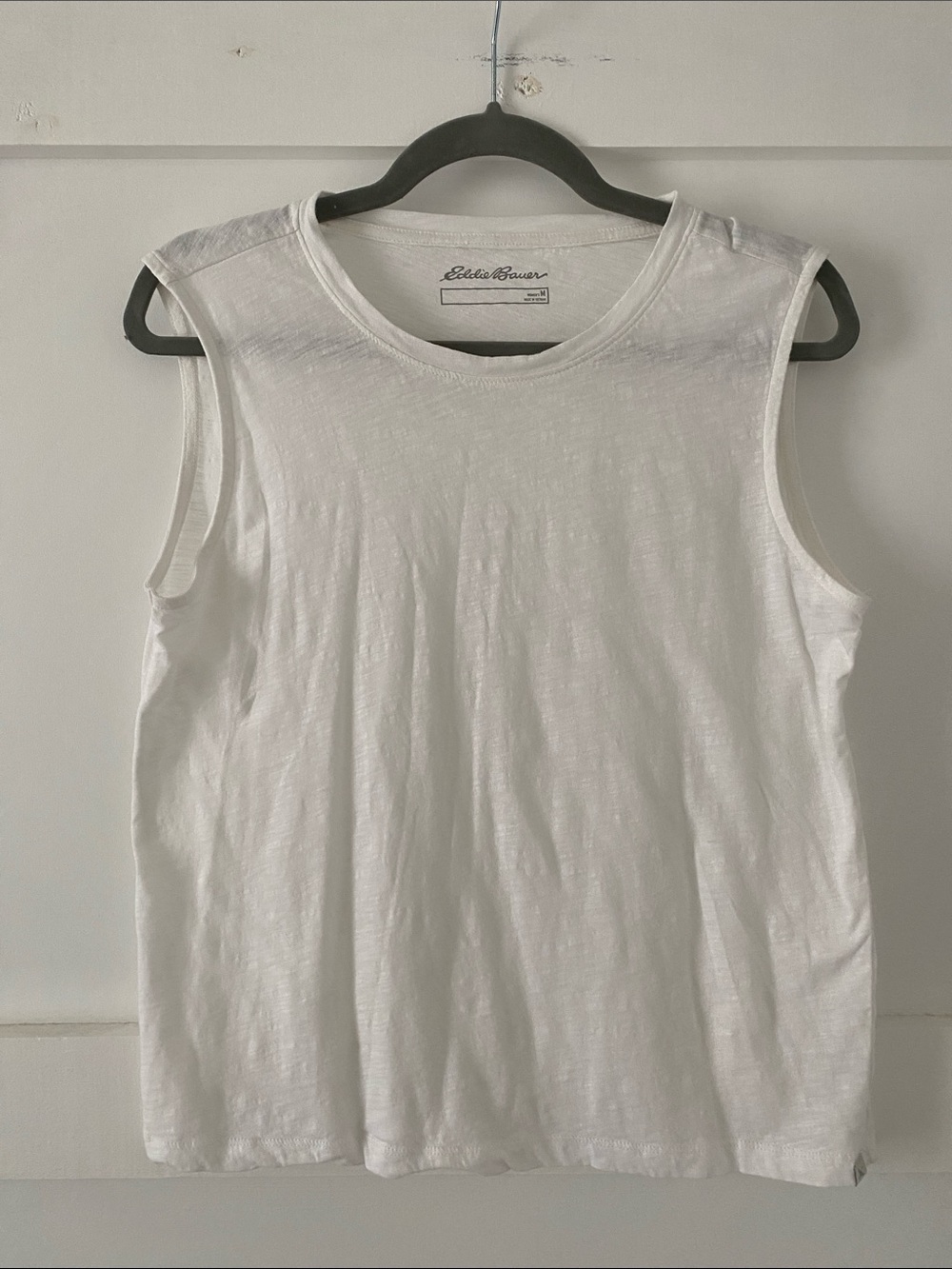 Eddie Bauer Women’s White Sleeveless Cotton Tank Top